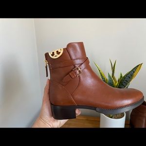 🌸  TORY BURCH LEATHER BOOTS 🌸